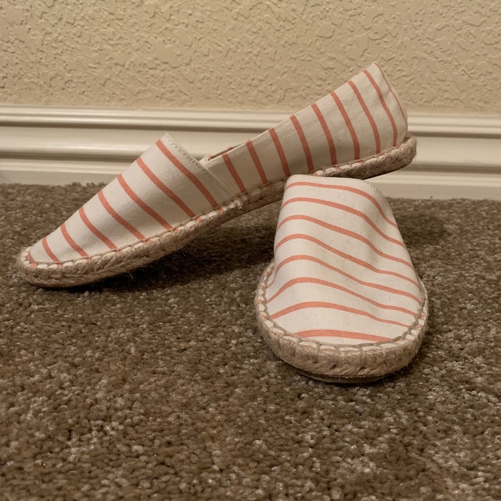 stripe flats